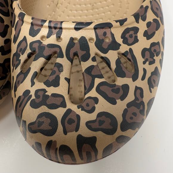 Crocs Ballet Flats Womens 6 Kadee Leopard Print Lightweight Slingback Shoes - Picture 8 of 11